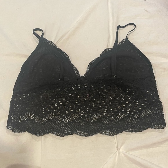 Black Net Bralette - Picture 2 of 4